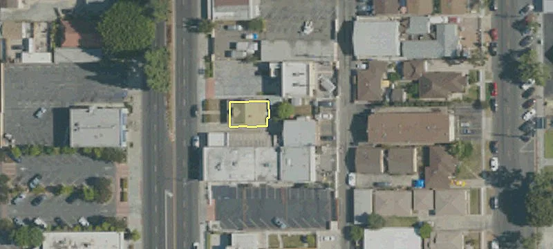 15334 Paramount Blvd