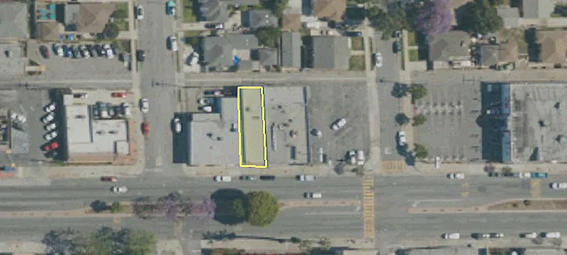 807 Rosecrans Ave
