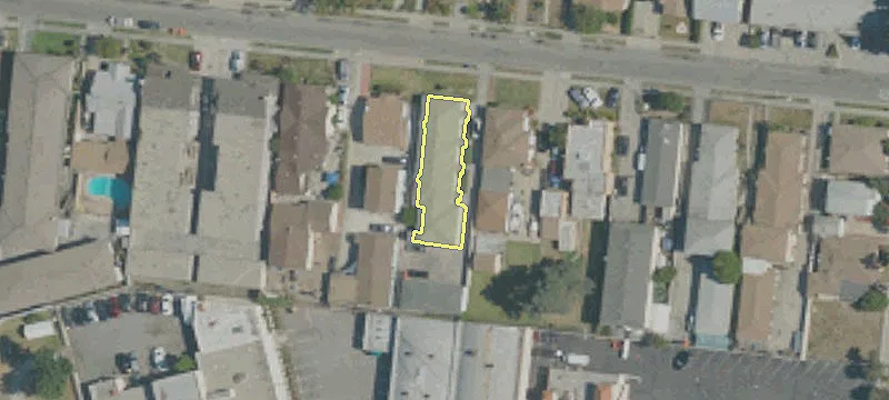 3362 Los Flores Blvd