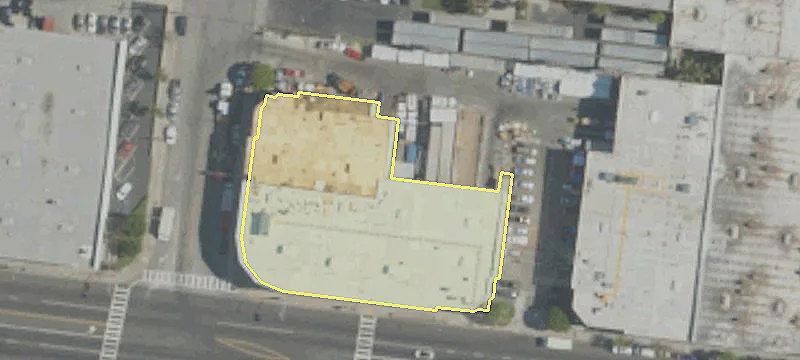 4525 District Blvd