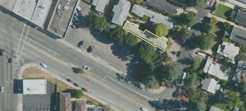 475 Woodbury Rd