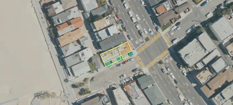 19 22nd Ct