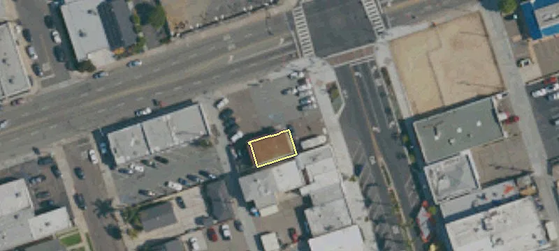 300 Ee St