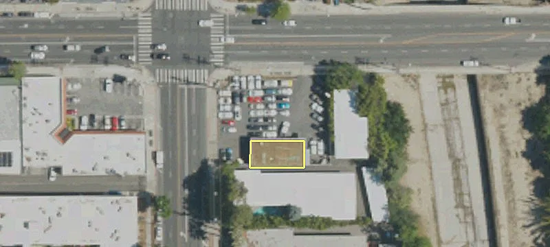12868 Magnolia Blvd