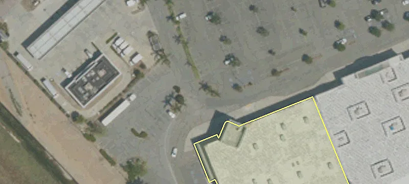 2735 Towne Ave