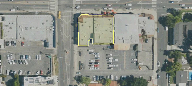 12458 Magnolia Blvd