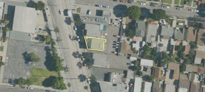 9616 Long Bch Blvd
