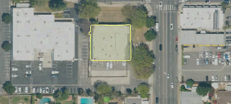 20500 Nordhoff St