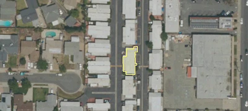 1045 Azusa Ave
