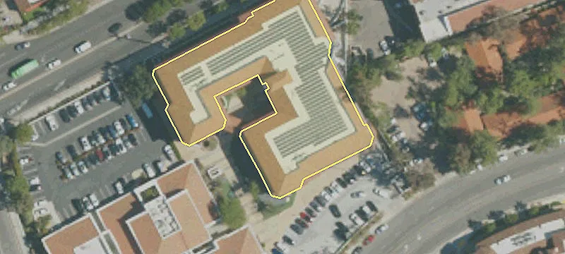 23622 Calabasas Rd