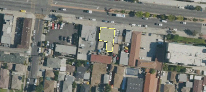 4618 Slauson Ave