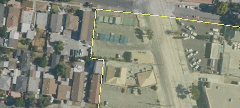 9807 Long Bch Blvd