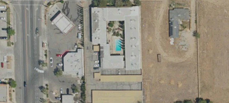 4840 Ave L8
