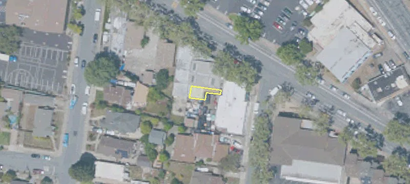 585 Macarthur Blvd