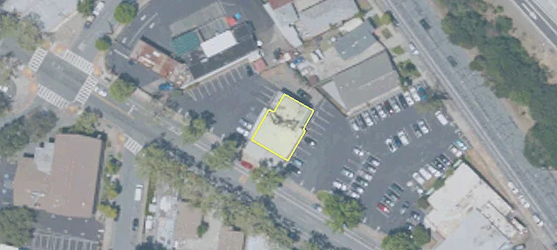 560 Macarthur Blvd