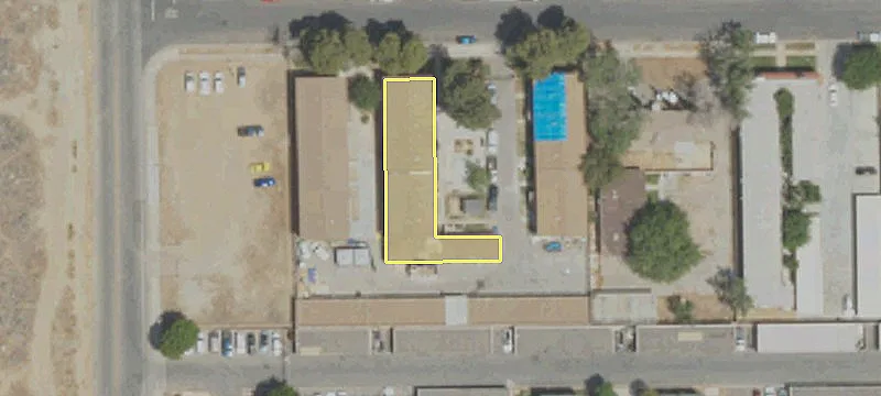 524 Ave Q12