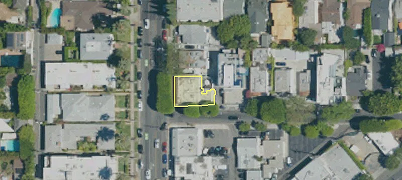 642 Doheny Dr