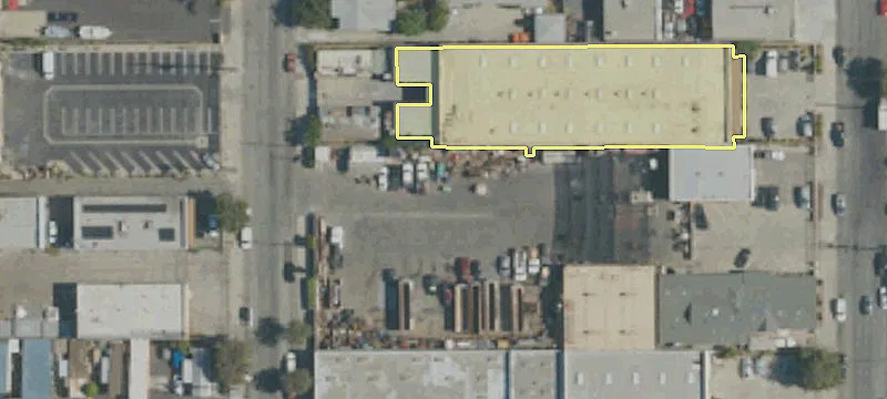 2502 Loma Ave