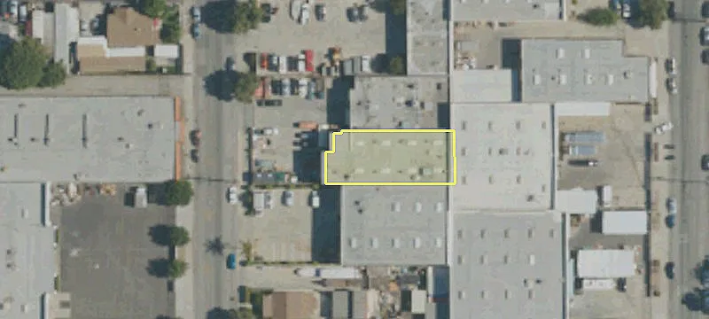 2438 Loma Ave