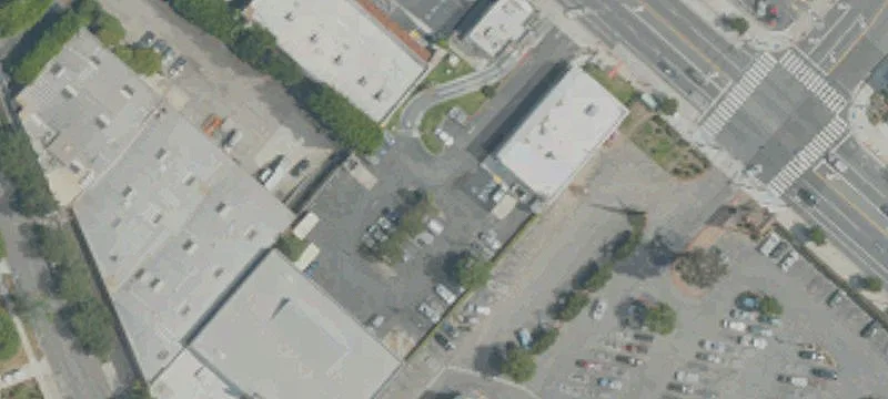 1109 San Fernando Blvd