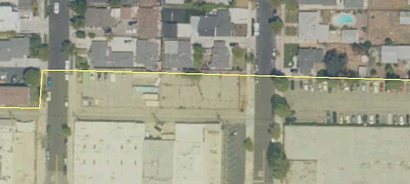 2215 Naomi St
