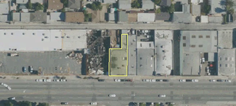 2745 Slauson Ave