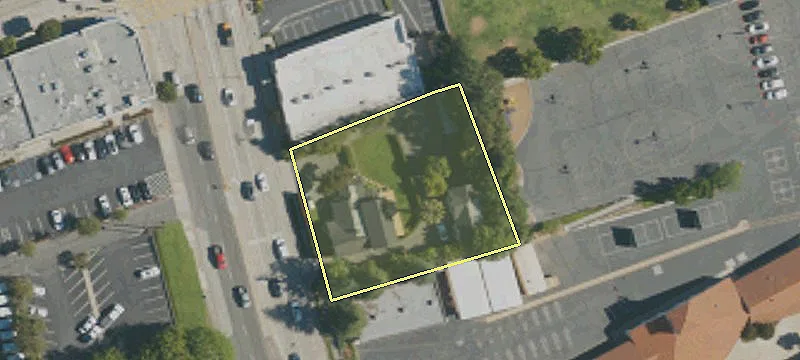 6958 San Gabriel Blvd