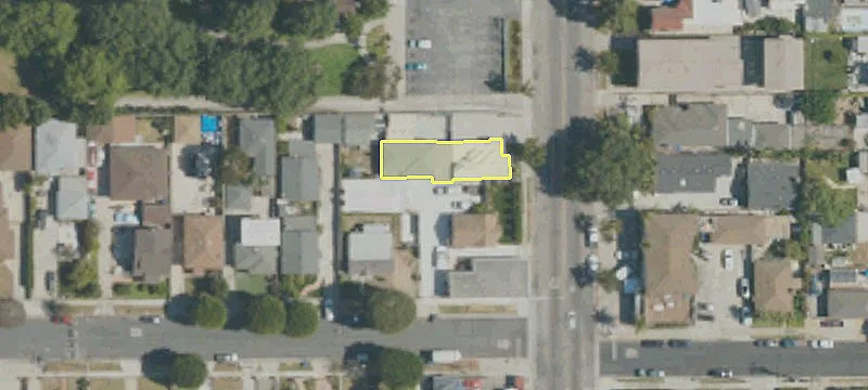 9733 Inglewood Ave