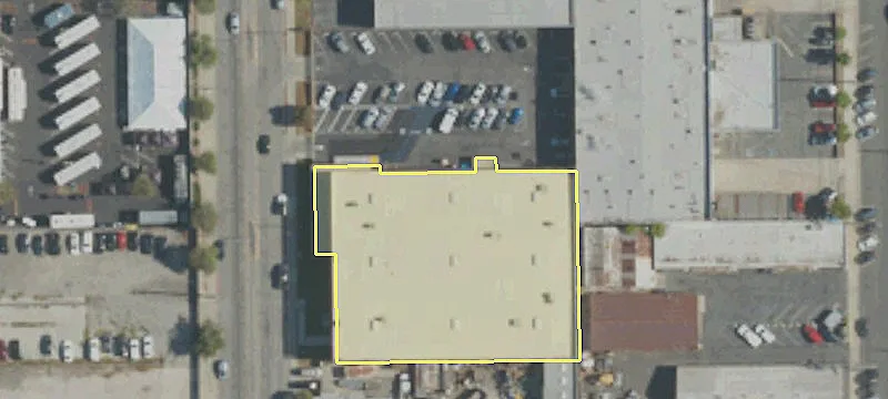 700 Date Ave