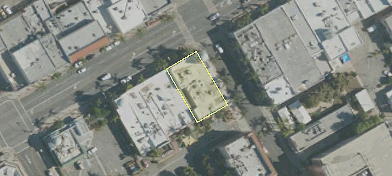 100 Main St