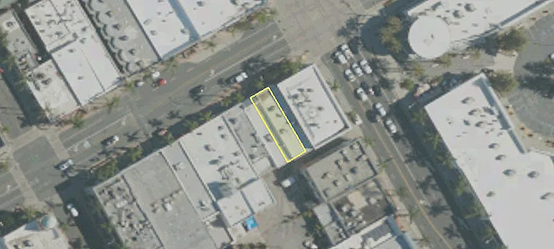 8 Main St