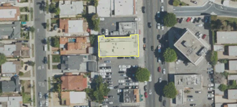 239 La Cienega Blvd