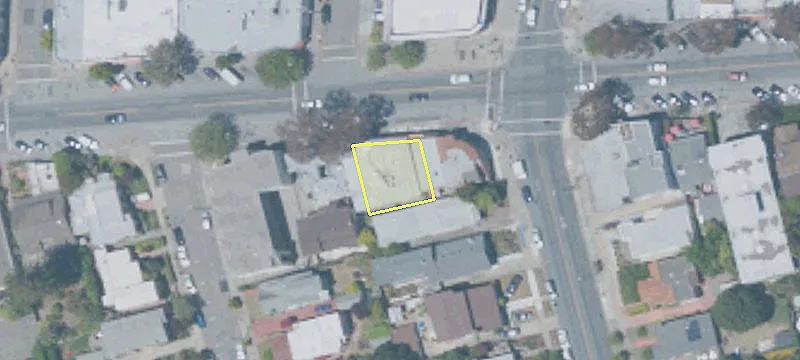 1404 Solano Ave