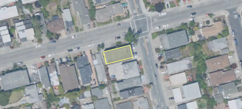 716 Solano Ave