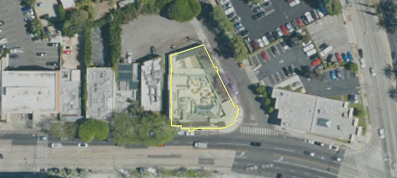 8701 Beverly Blvd