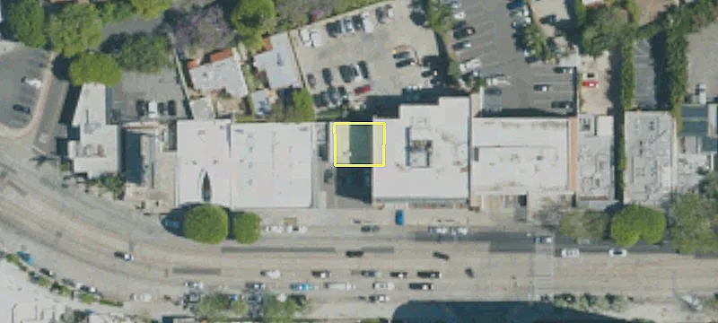 8747 Beverly Blvd