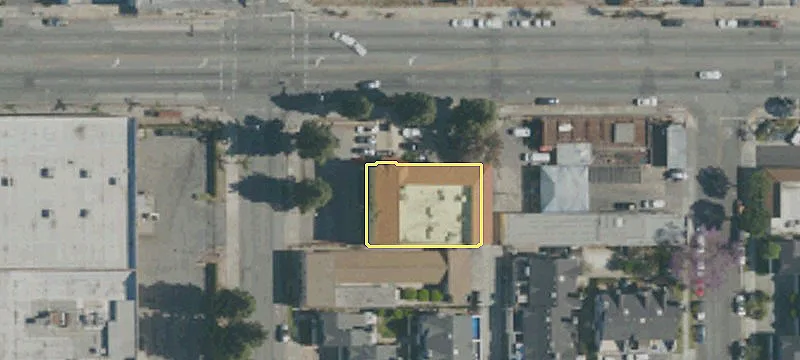 2700 Slauson Ave