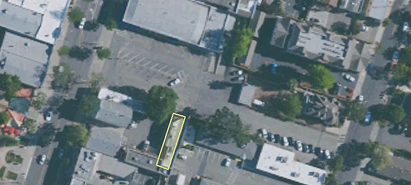 636 Main St