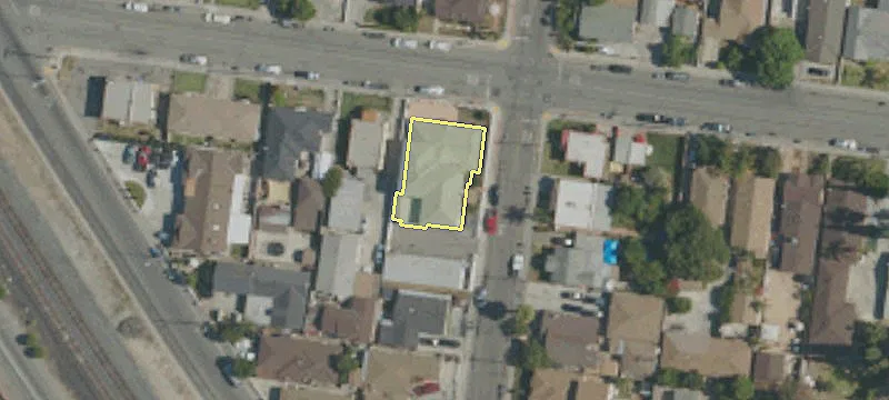 7505 Bear Ave