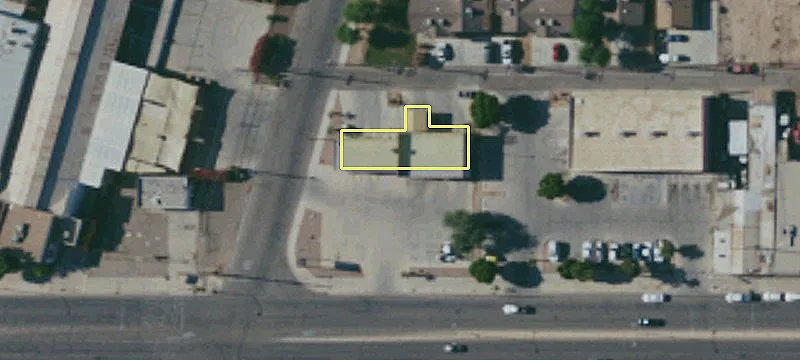 901 Main St