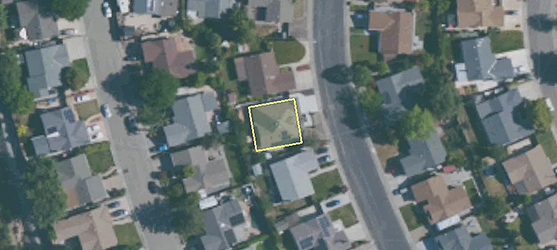 7314 Emerald Ave