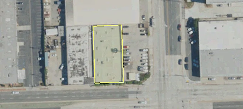 305 Alondra Blvd