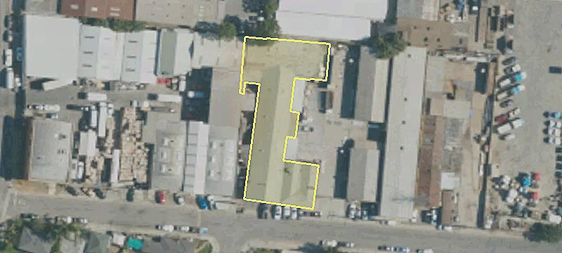 2811 Los Flores Blvd