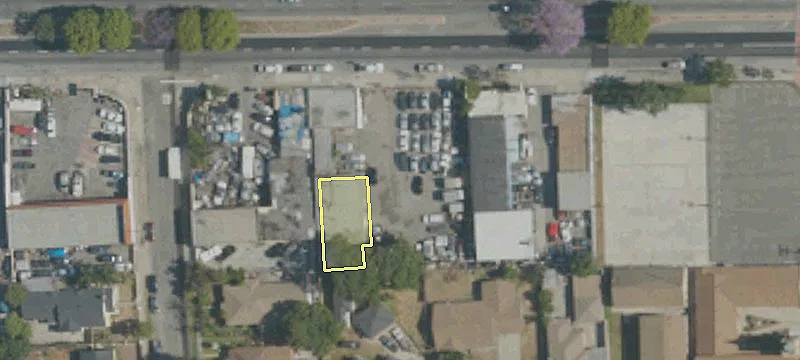 2200 Rosecrans Ave
