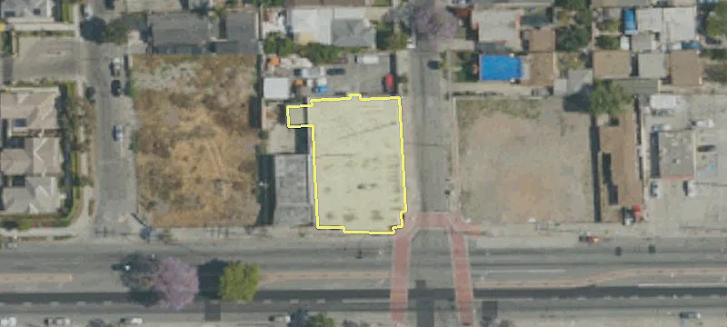 2219 Rosecrans Ave