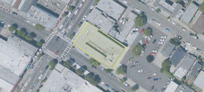 2411 Santa Clara Ave
