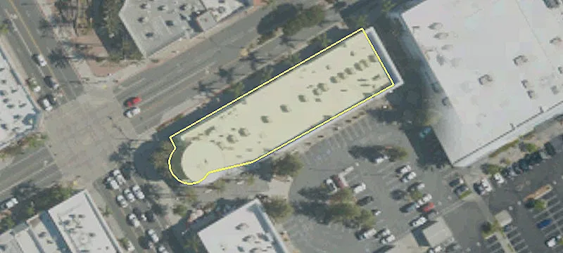 100 Main St