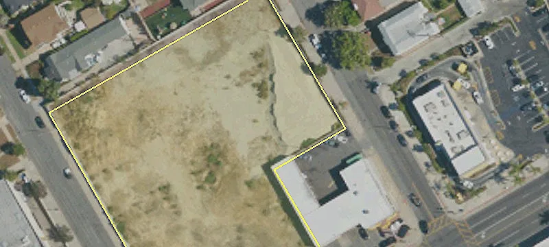 17 Granada Ave