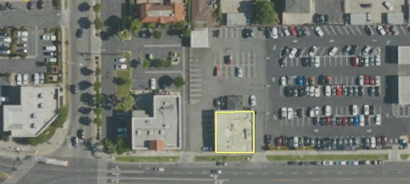 1851 Main St