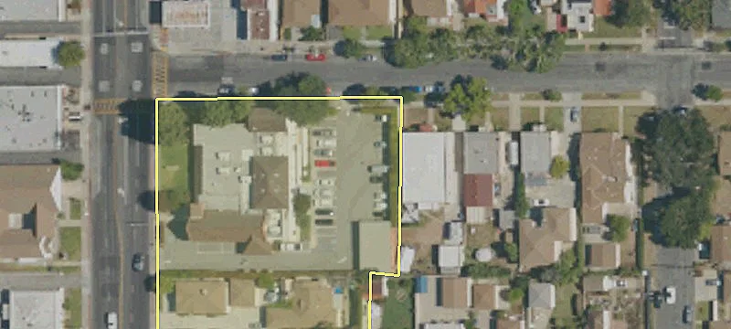 14 Los Higos St